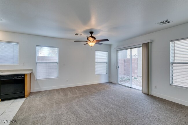 Building Photo - 11924 Lemon Balm St