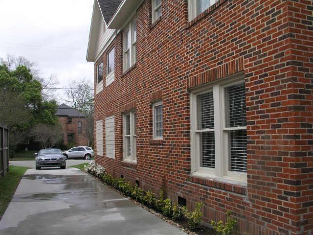 Building Photo - 5015 Jackson St