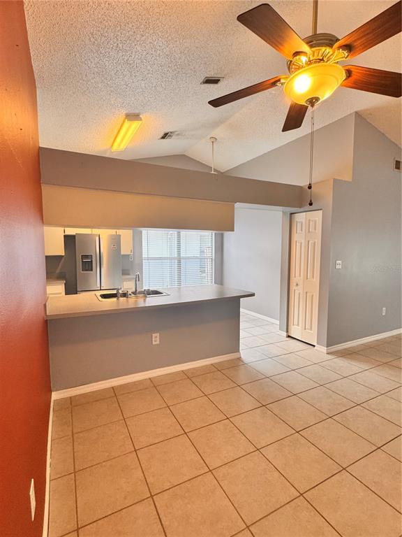 Building Photo - 2070 Sarah Louise Dr