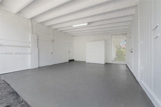 Building Photo - 13125 SW 81st Ave