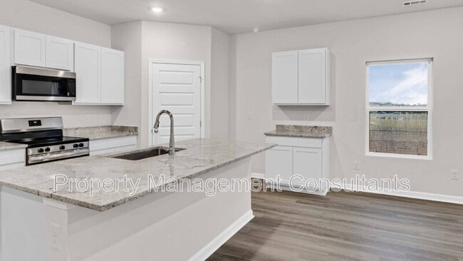 Building Photo - 319 Murphy Ln