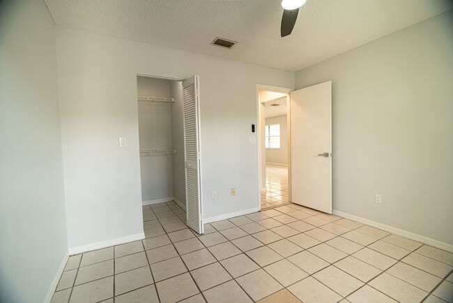 Building Photo - 5254 Treetops Dr