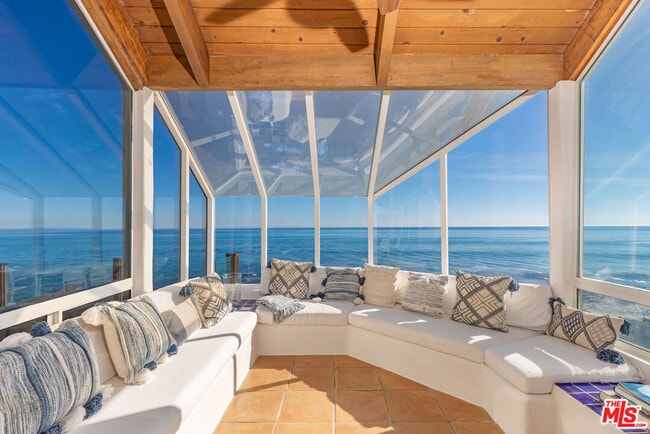 Building Photo - 24408 Malibu Rd