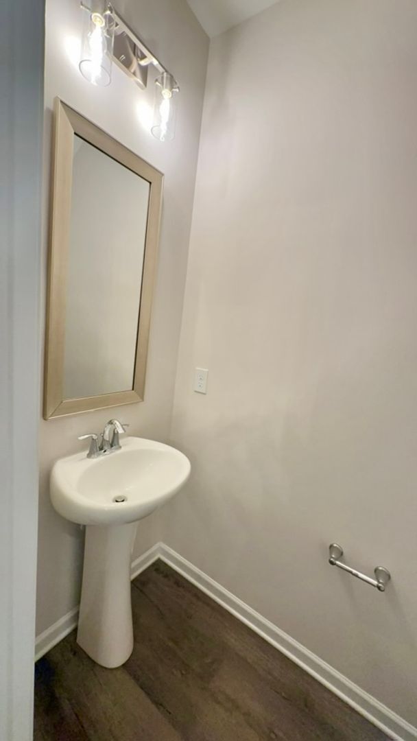 Building Photo - 156 Calming Crk Wy