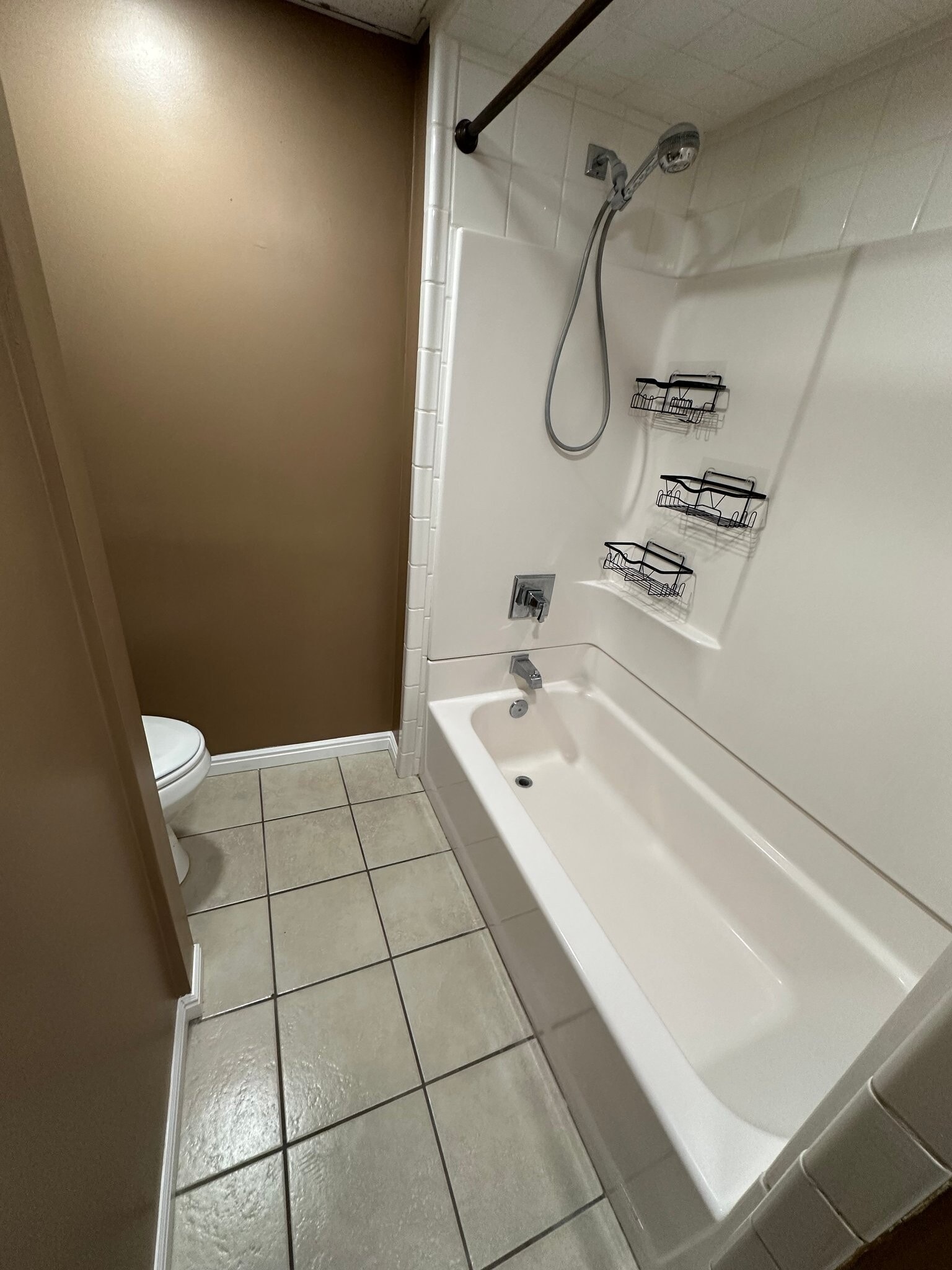 Building Photo - 9902 E Sego Lily Dr