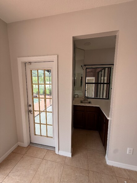 Building Photo - 2355 Abalone Blvd