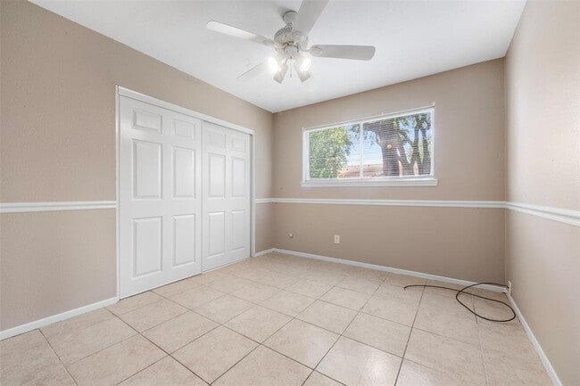 Building Photo - 1106 Ravenscourt Dr