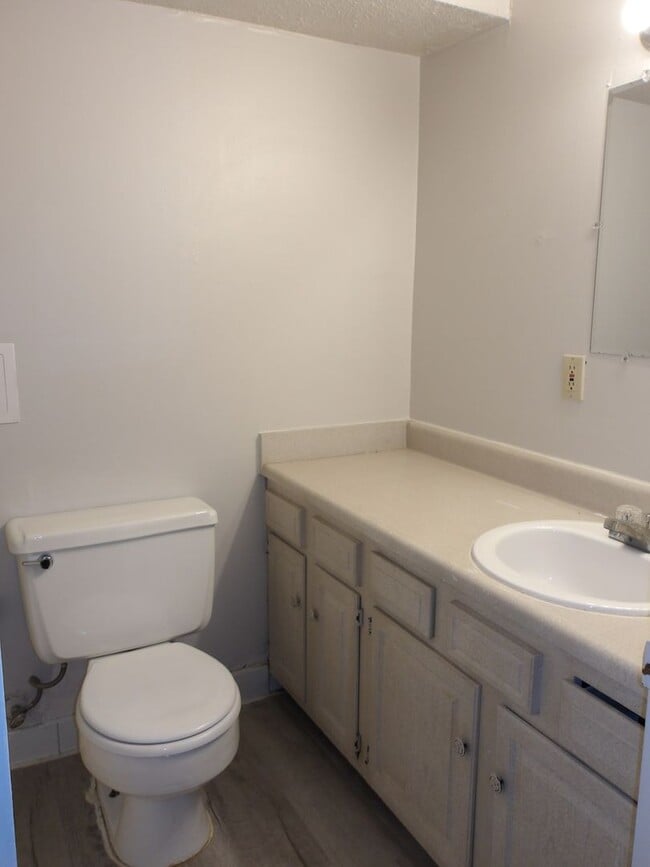 Building Photo - PMR-9-1829 S. 3rd St