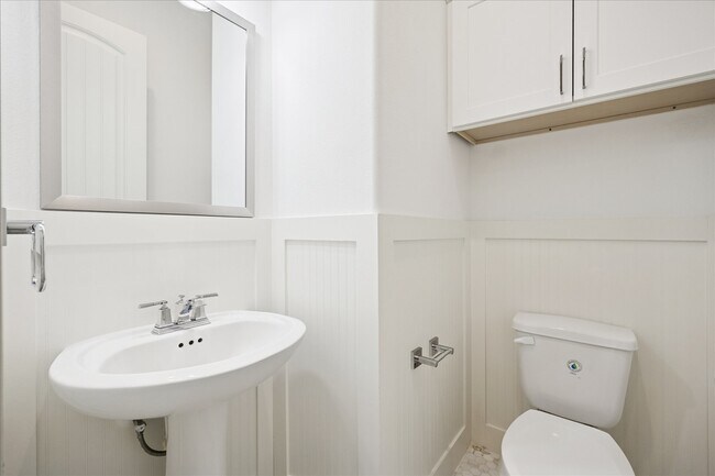 Building Photo - 4405 Schuler St