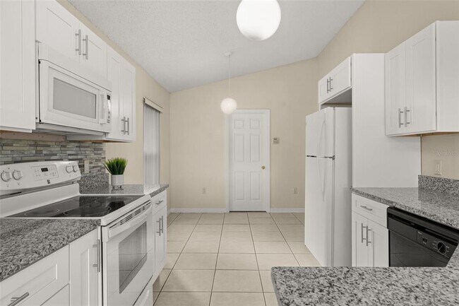 Building Photo - 2533 Quail Park Terrace