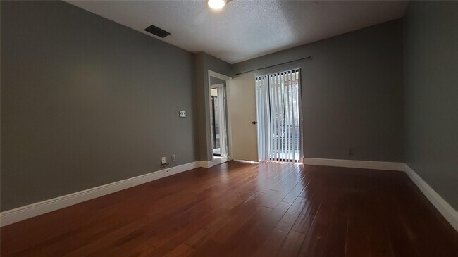 Building Photo - 3831 Cocoplum Cir