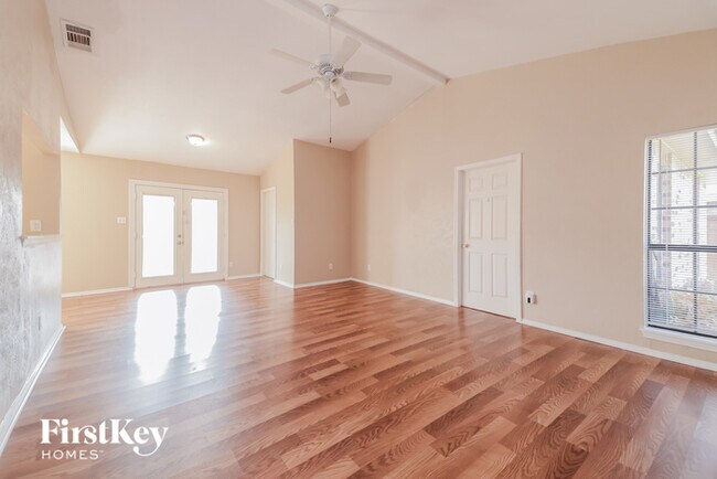 Building Photo - 4614 Horizon Dr