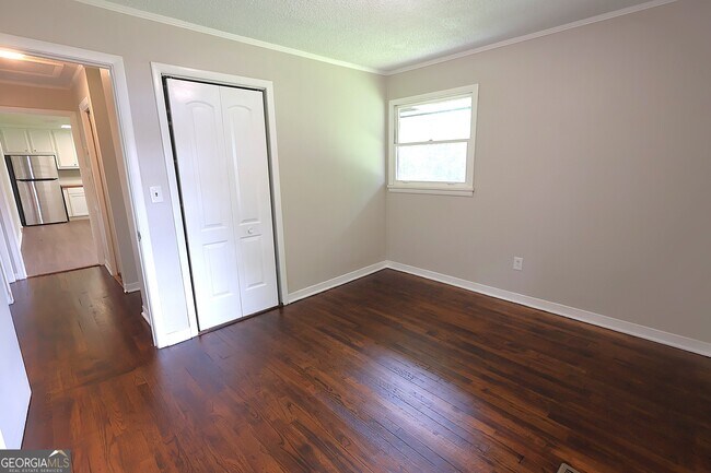 Building Photo - 1465 Irwinton Rd