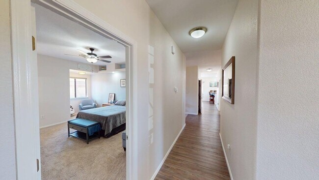 Building Photo - 3-Bedroom/2.5-Bathroom in Alamogordo, NM
