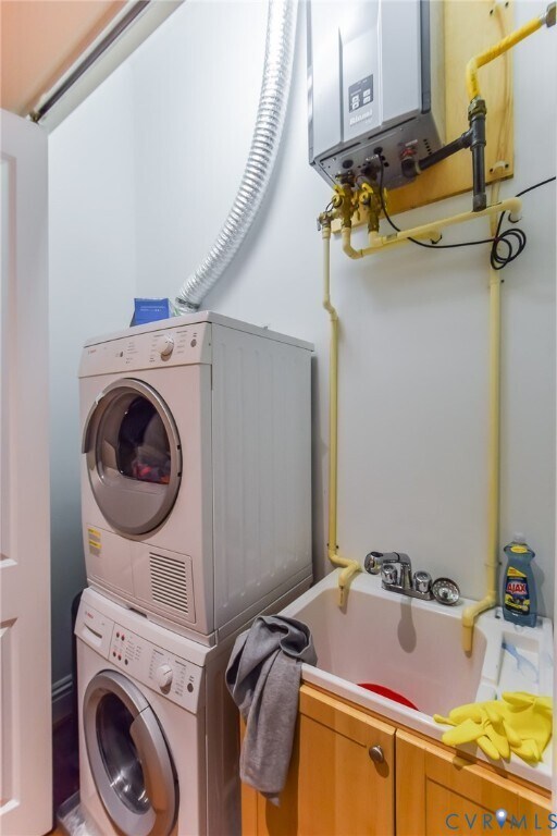 Building Photo - 105 E Broad St