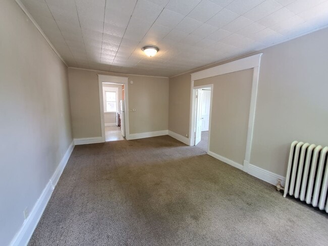 Building Photo - 1418 12th Ave