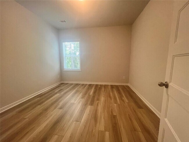Building Photo - 796 Winding Rose Dr