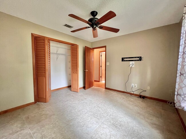 Building Photo - Fabulous house in Avondale on the East side of Tallahassee