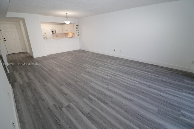 Building Photo - 16531 NE 35th Ave