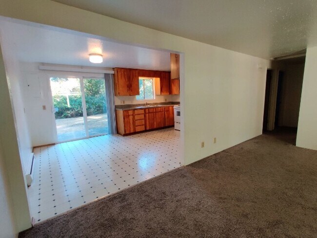 Building Photo - 3520 7th Ave SW-Duplex