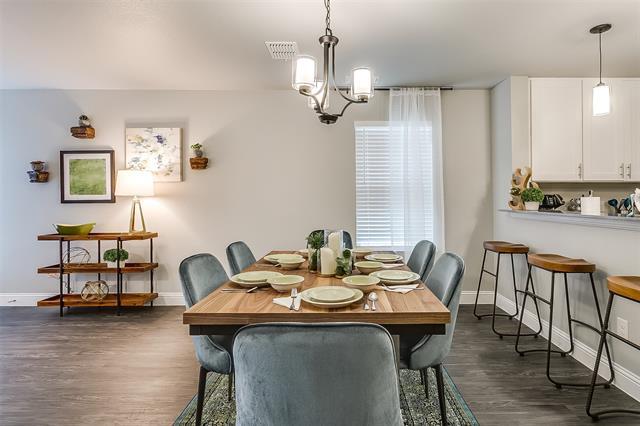 Building Photo - 901 Juno Ln