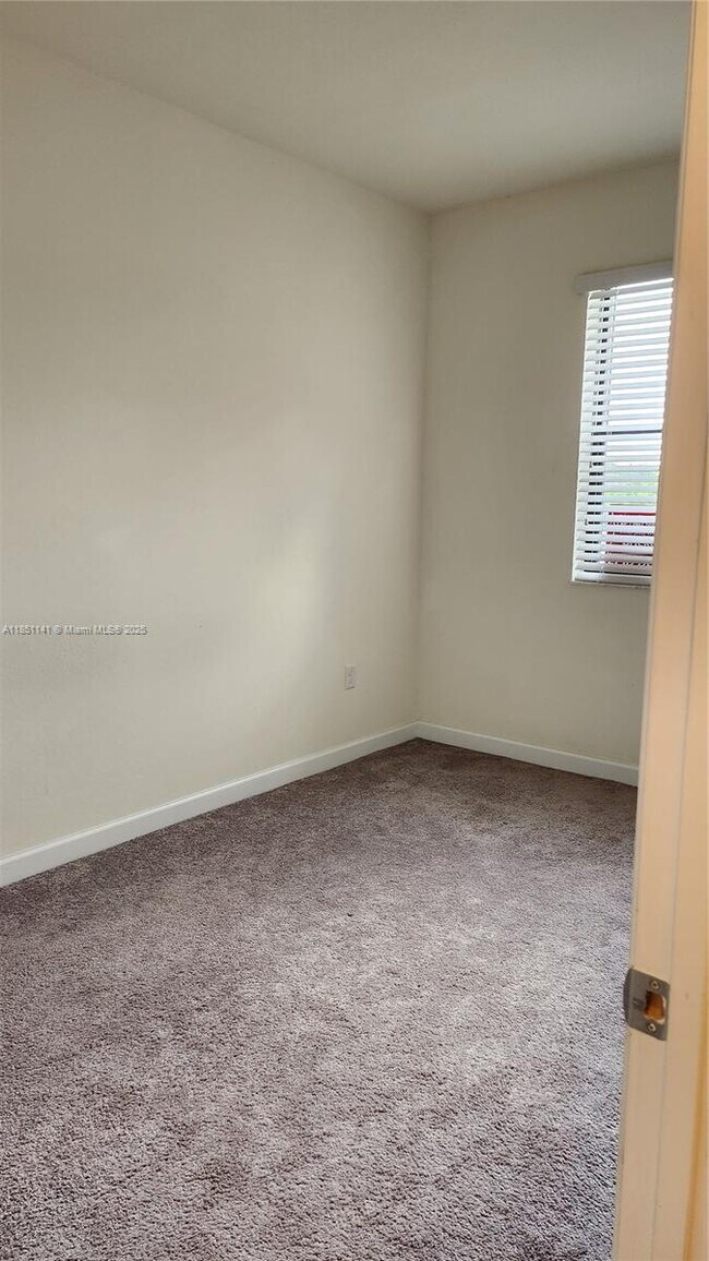 Building Photo - 25301 SW 114th Ct