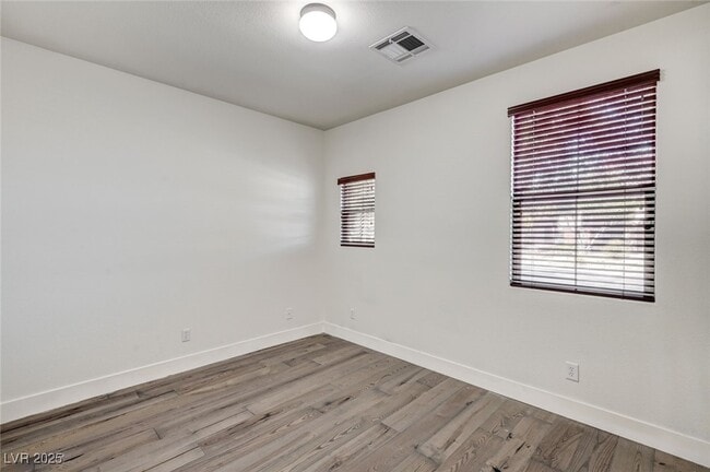 Building Photo - 6935 Galeria Posada Ave