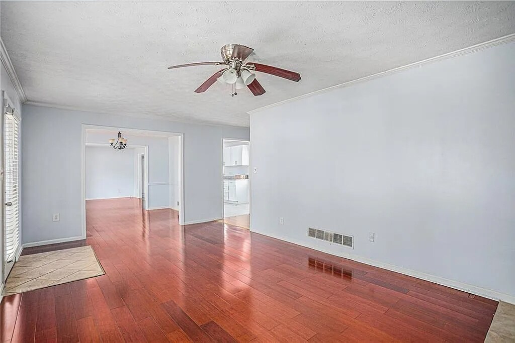 Building Photo - 3660 Eagle Woods Cir