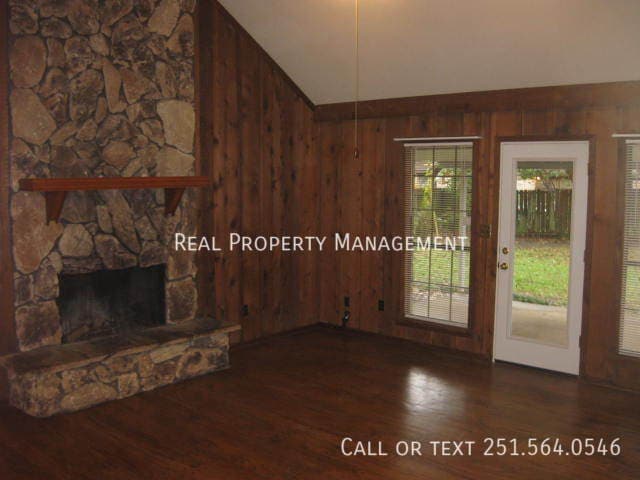 Building Photo - 531 Cheryil Ln