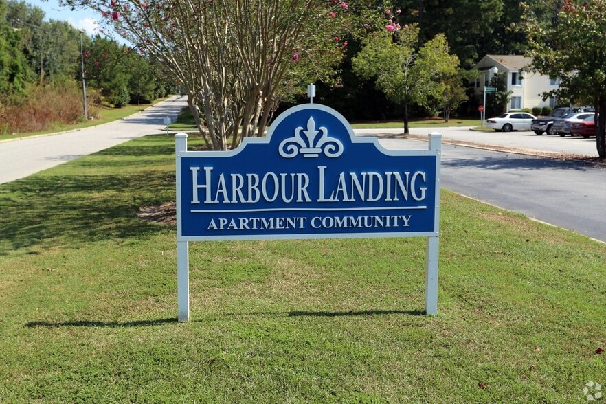 Primary Photo - Harbour Landing
