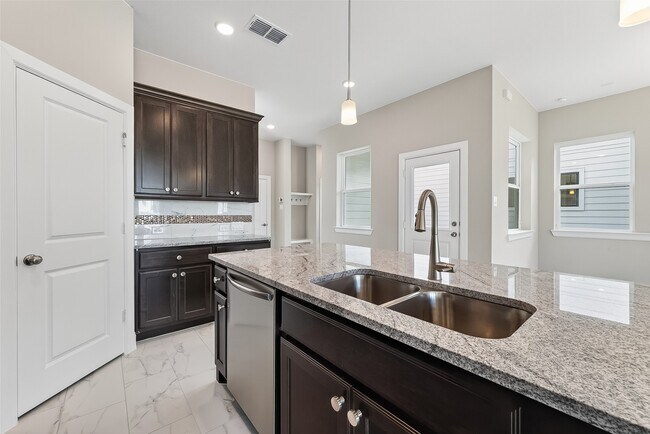 Building Photo - 3358 City Heart Ave