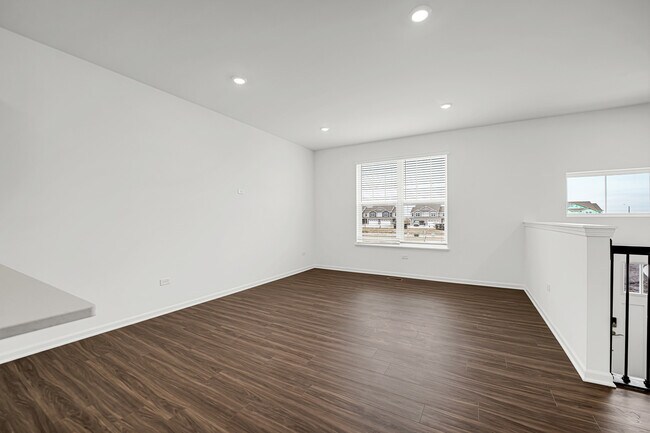 Building Photo - 25720 W Yorkshire Dr