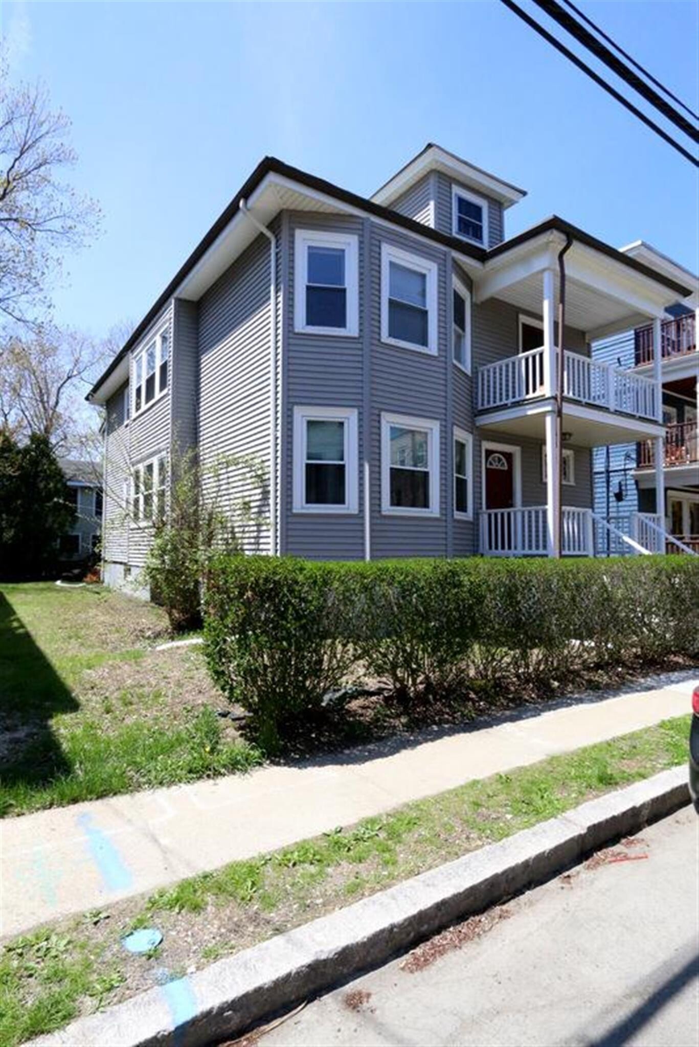 Building Photo - 56 Standish St