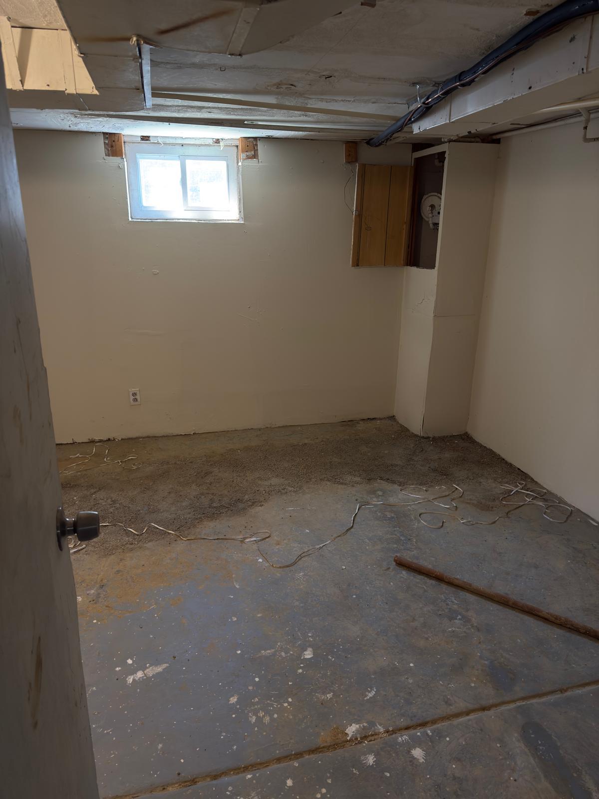 Building Photo - 3422 Pine Grove Ave
