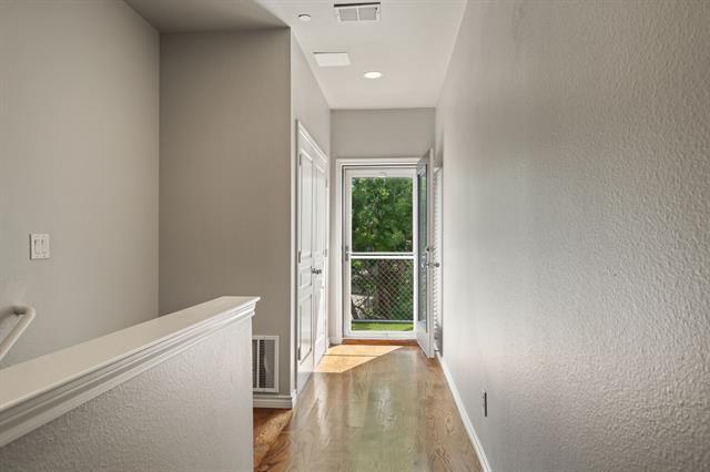 Building Photo - 4315 Holland Ave