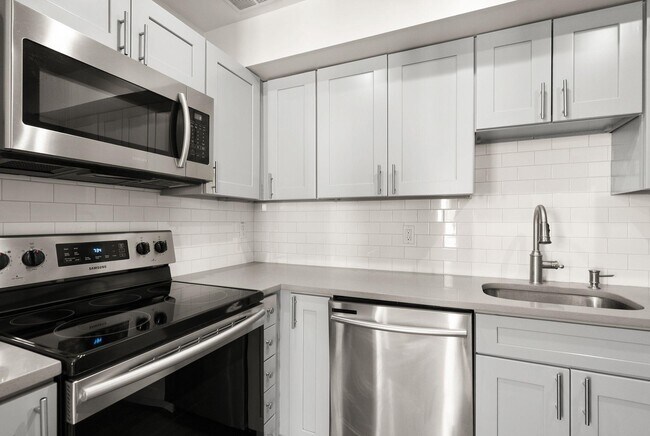 Building Photo - 1733 20th St NW