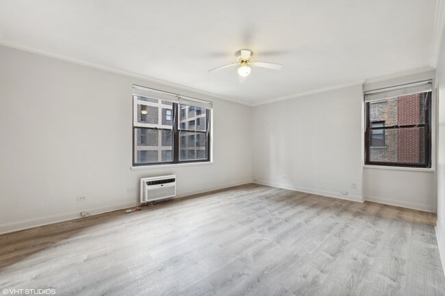 Building Photo - 850 N Dewitt Pl