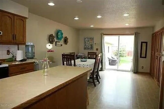Building Photo - Fargo Homes