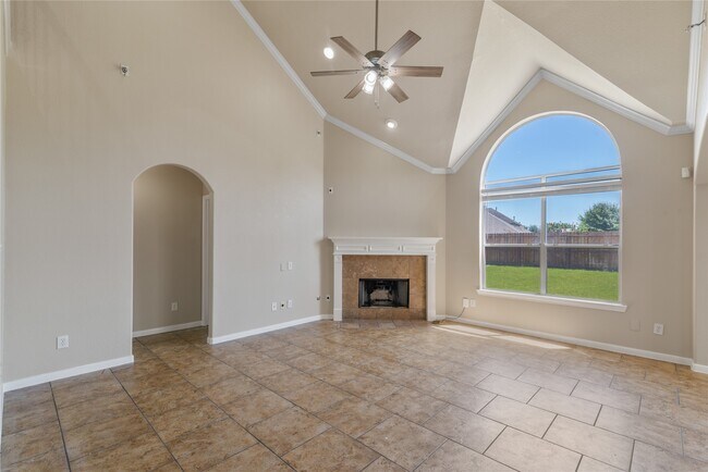 Building Photo - 24822 Dutton Point Dr