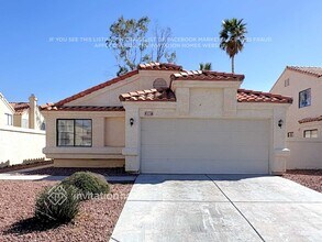 Building Photo - 2087 Club Crest Way