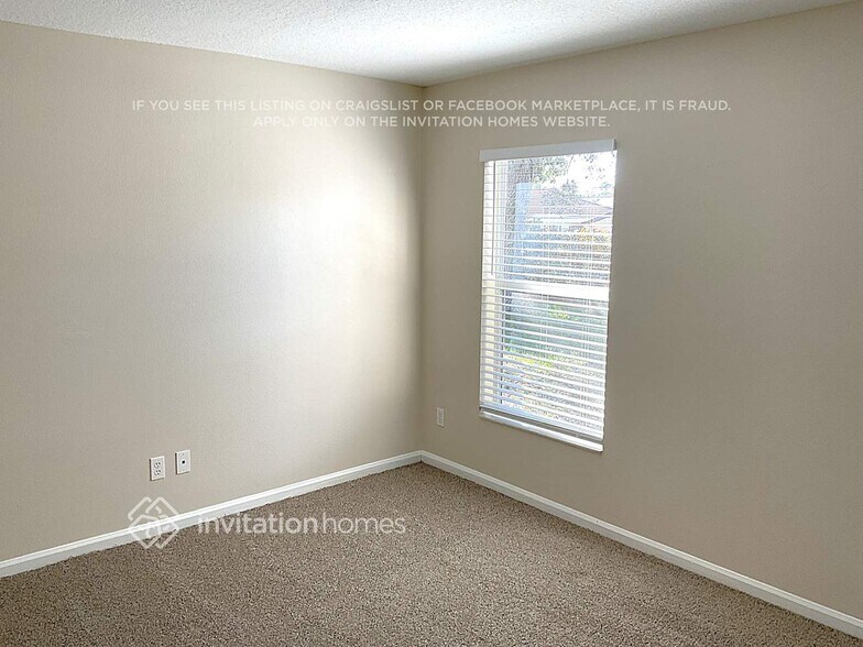 Building Photo - 686 Ballon Terrace SE