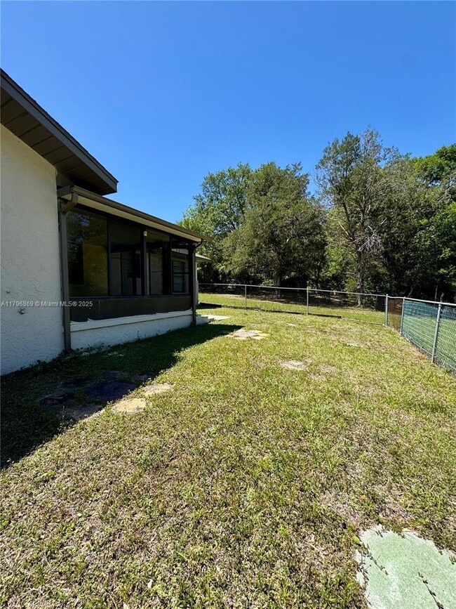 Building Photo - 8763 SW 205th Cir