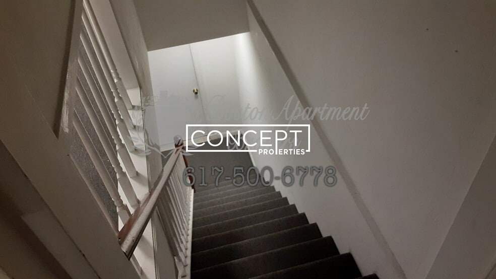 Building Photo - 7 Bynner St