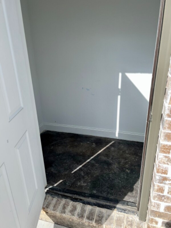 Building Photo - 3304 Belmont Dr