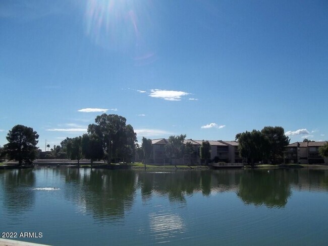 Building Photo - 11666 N 28th Dr