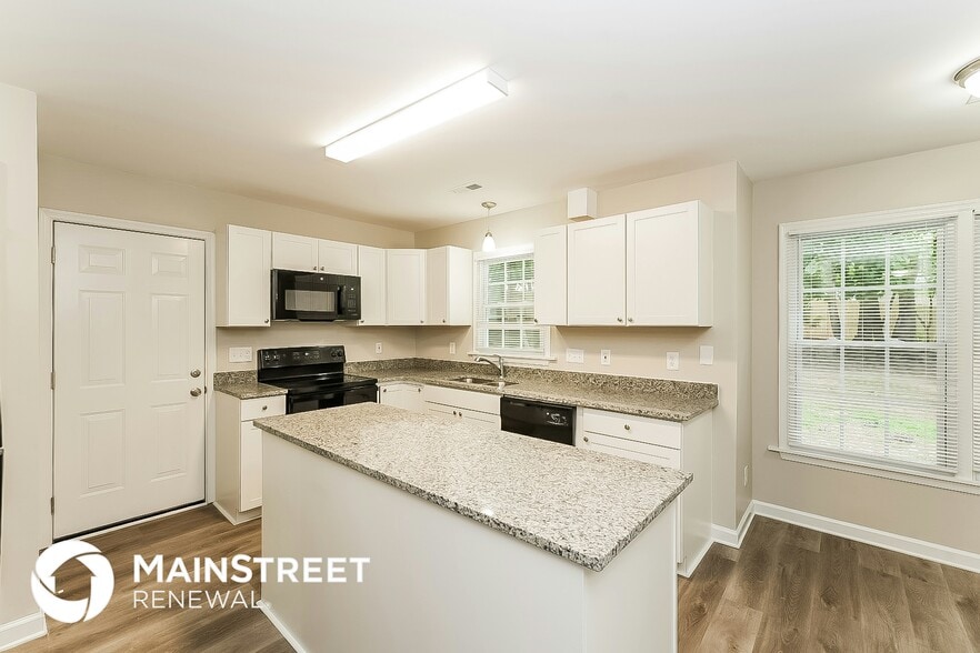 Building Photo - 6815 Renwick Ct