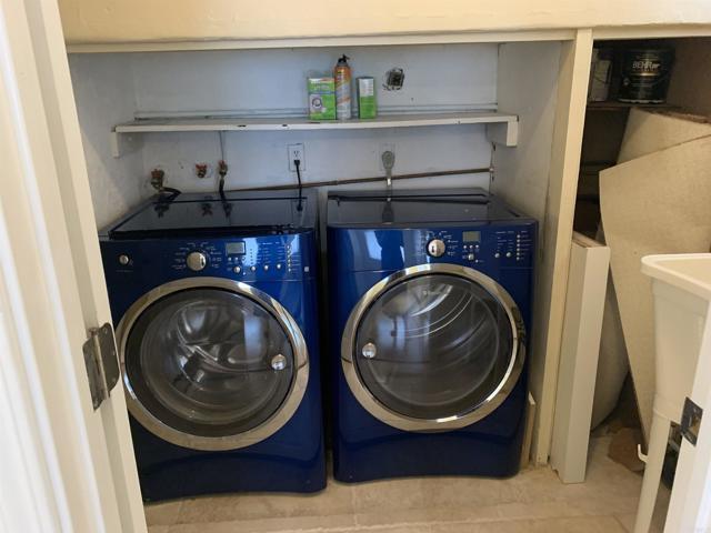 Building Photo - 7229 Fay Ave