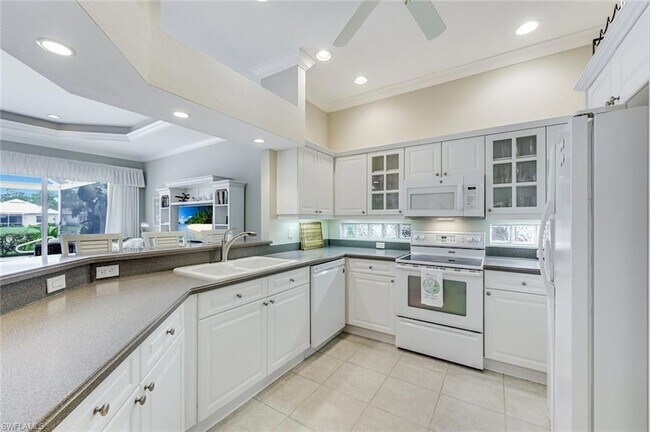 Building Photo - 14734 Glen Eden Dr