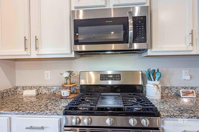 Building Photo - 31510 Plover Ct