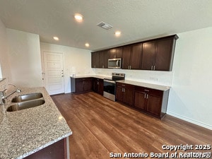 Building Photo - 1032 Oriole Wy